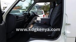
										MAZDA BONGO full									