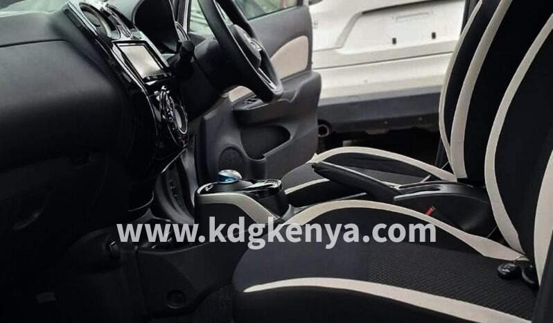 
								NISSAN NOTE ( E POWER X ) full									