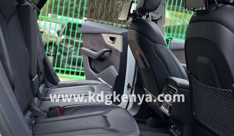 
AUDI Q8 ( QUATTRO ) full									