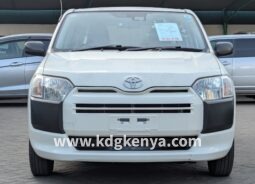 TOYOTA PROBOX ( 4WD DX COMFORT )
