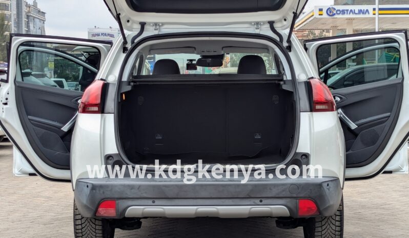 
								PEUGEOT 2008 full									
