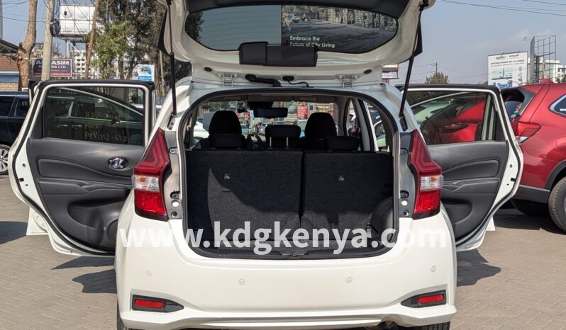 
								NISSAN NOTE ( X V SELECTION +SAFETY ) full									