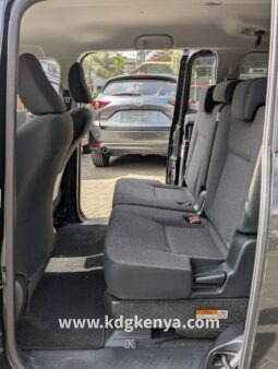 
										TOYOTA SIENTA ( XV PACKAGE ) full									
