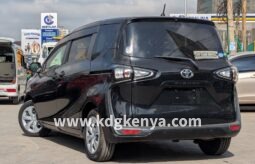 
										TOYOTA SIENTA ( XV PACKAGE ) full									