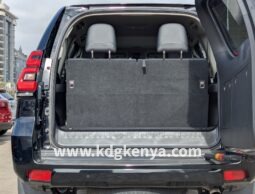 
TOYOTA LANDCRUISER PRADO ( TX Argento Cross FULL4WD ) COLOR : BLACK full									