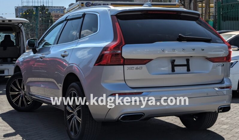 
								VOLVO XC60 ( D4 AWD 2nd GENERATION ) full									