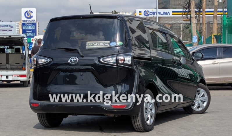 
								TOYOTA SIENTA ( XV PACKAGE ) full									