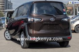 
										TOYOTA SIENTA  ( XV PACKAGE ) full									