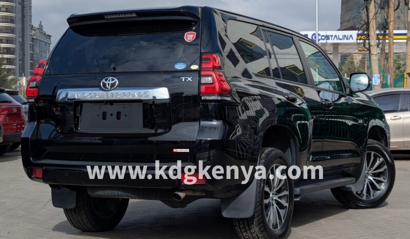 
TOYOTA LANDCRUISER PRADO ( TX Argento Cross FULL4WD ) COLOR : BLACK full									