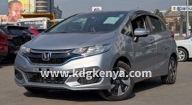 HONDA FIT ( HYBRID F )