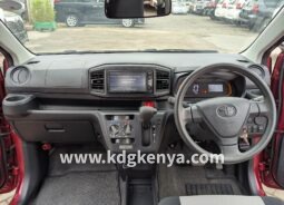 TOYOTA PIXES EPOCH ( L SA III )