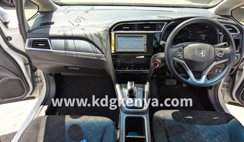 
								HONDA SHUTTLE ( HYBRID ) full									