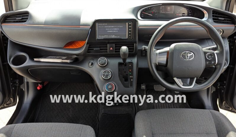 
								TOYOTA SIENTA ( XV PACKAGE ) full									