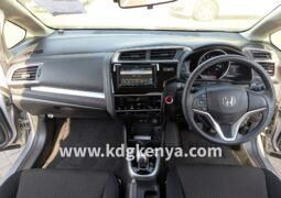 HONDA FIT ( HYBRID F )