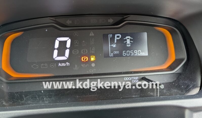 
								TOYOTA PIXES EPOCH ( L SA III ) full									