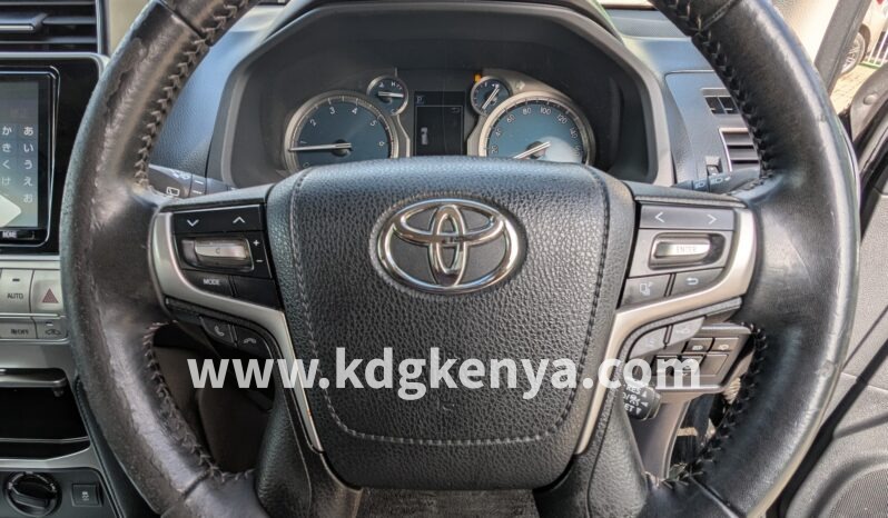 
TOYOTA LANDCRUISER PRADO ( TX Argento Cross FULL4WD ) COLOR : BLACK full									