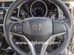HONDA FIT ( HYBRID F )
