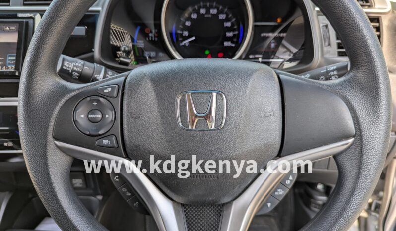 
								HONDA FIT ( HYBRID F ) full									