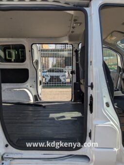 
										NISSAN NV200 VANETTE ( 2WD ) full									