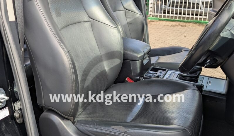 
TOYOTA LANDCRUISER PRADO ( TX Argento Cross FULL4WD ) COLOR : BLACK full									