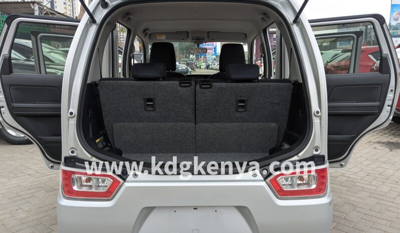 
								SUZUKI WAGON R ( 2WD ) full									