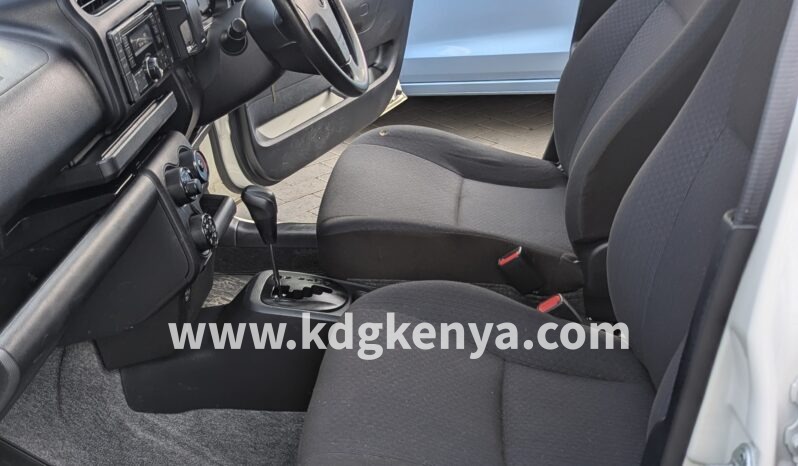 
								TOYOTA PROBOX ( 4WD DX COMFORT ) full									