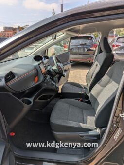 
										TOYOTA SIENTA  ( XV PACKAGE ) full									