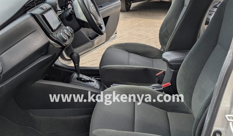 
								TOYOTA COROLLA AXIO ( 1.5X 4WD ) full									