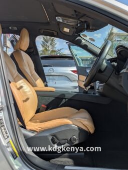 
										VOLVO XC60 ( D4 AWD 2nd GENERATION ) full									