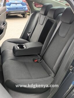 
HONDA INSIGHT ( HYBRID LX GRADE ) full									