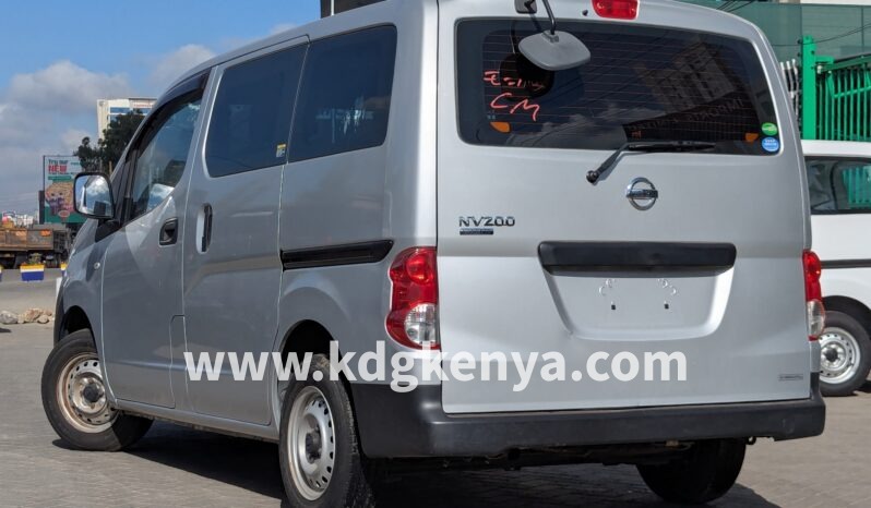 
								NISSAN NV200 VANETTE VAN ( DX ) full									