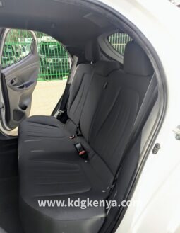 
										TOYOTA YARIS ( X GRADE ) full									