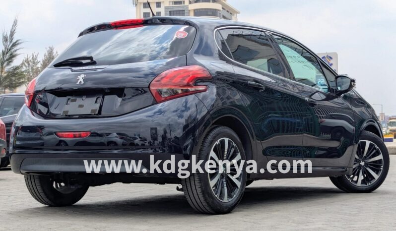 
PEUGOT 208 full									