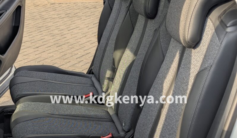 
PEUGEOT ( PEUGEOT 5008 ) full									