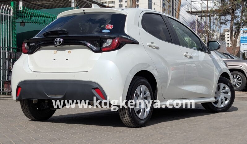 
								TOYOTA YARIS ( X GRADE ) full									