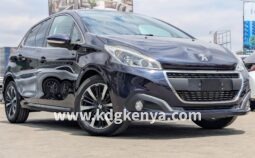 PEUGOT 208