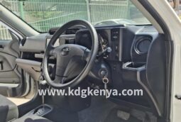 
										TOYOTA SUCCEED VAN full									