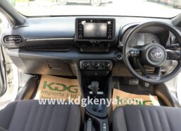 
										TOYOTA YARIS ( X GRADE ) full									
