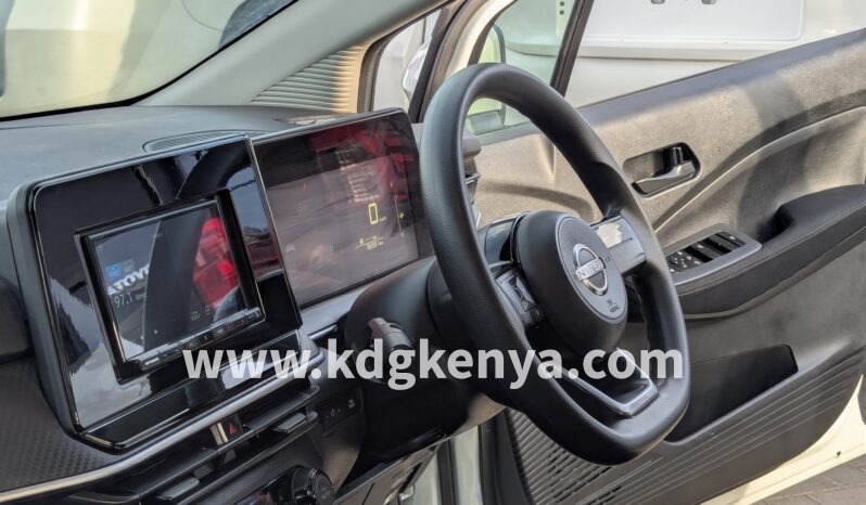 
								NISSAN NOTE ( E-13 S GARDE ) full									