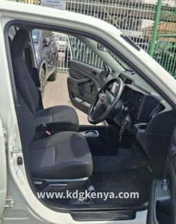 
										TOYOTA SUCCEED VAN full									