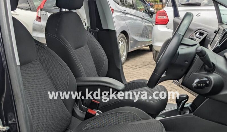 
PEUGOT 208 full									