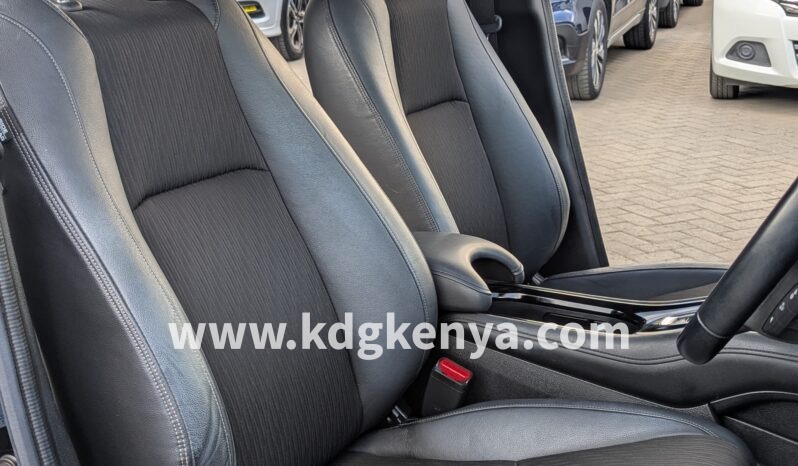
								HONDA VEZEL ( HYBRID Z* HONDA SENSING AWD ) full									