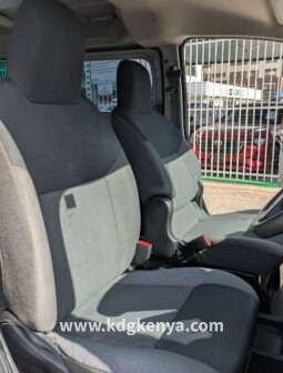 
										NISSAN NV200 VANETTE VAN ( DX ) full									