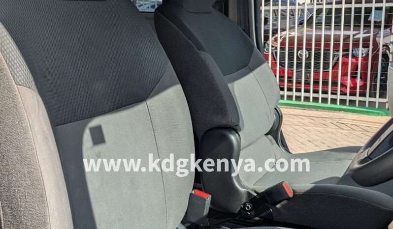 
								NISSAN NV200 VANETTE VAN ( DX ) full									